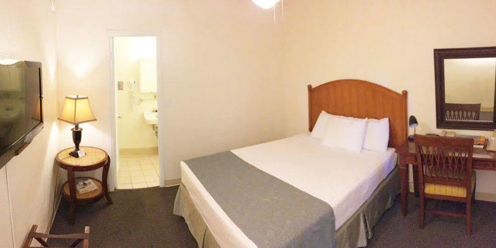 Pacific Marina Inn Airport Χονολουλού Εξωτερικό φωτογραφία